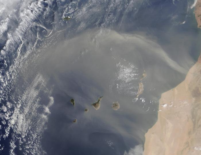 Калима на Канарских островах (спутниковый снимок)